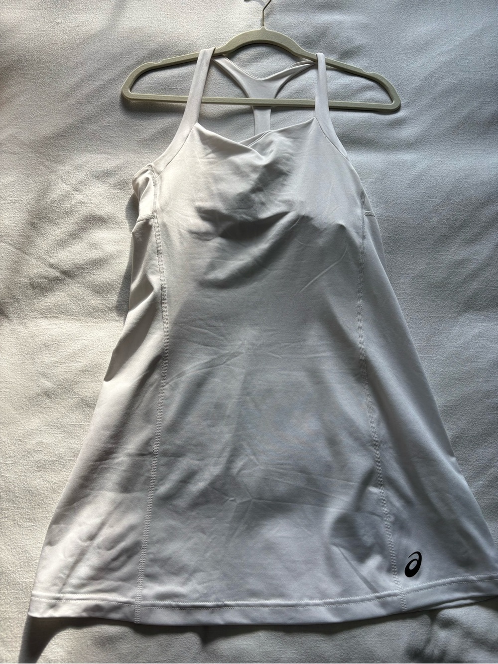 Asics White Women's Athletic Tank with Built-In Shelf Bra